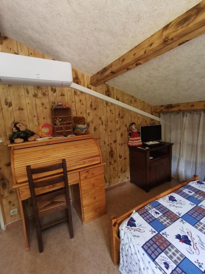 Chambre Chez L'Habitant A La Campagne Sidobre Burlats Exterior foto