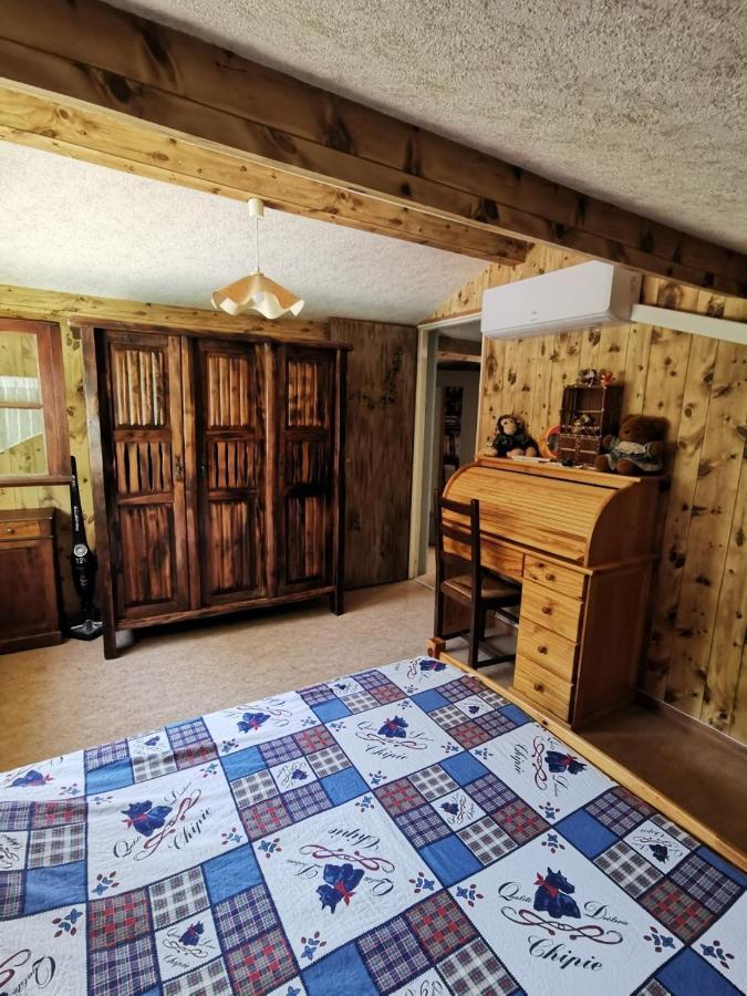 Chambre Chez L'Habitant A La Campagne Sidobre Burlats Exterior foto